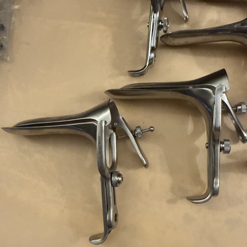 Lotto di 11 strumenti chirurgici speculari vaginali e anali e pesati inox - Foto 7 di 19