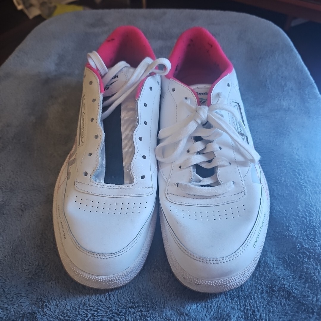 Reebok Concept Sample 002 - image 1