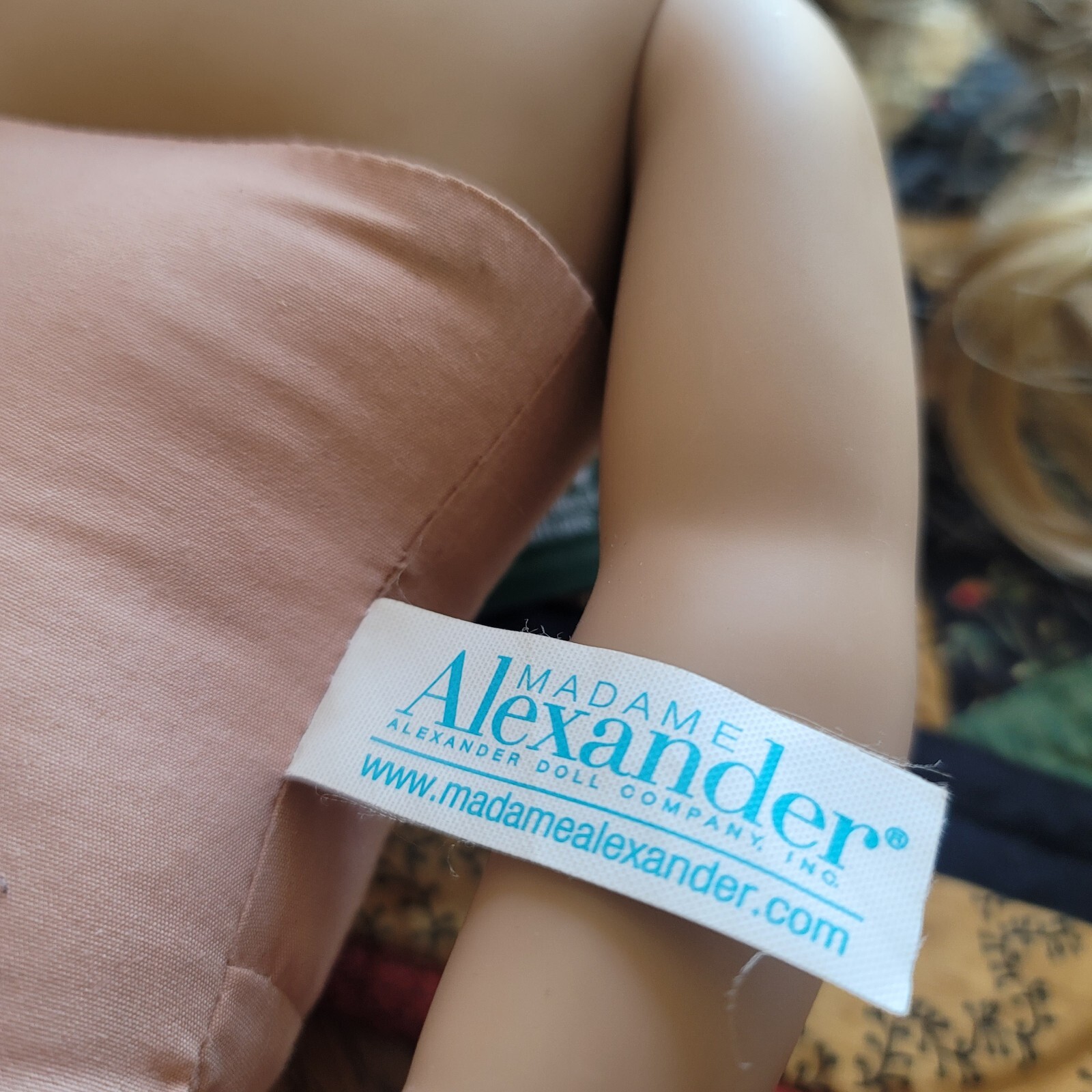 Madame Alexander 18" Play Doll 2008. New Wig. Excellent Condition.  