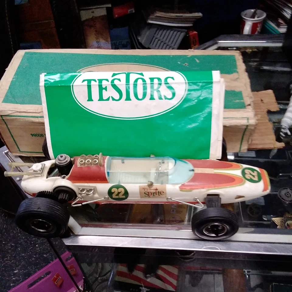 Coche de carreras Sprite Tether #22 propulsado por gasolina con caja excelente estado (S)) Foto 2 de 4