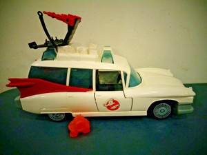 kenner ghostbusters ecto 1