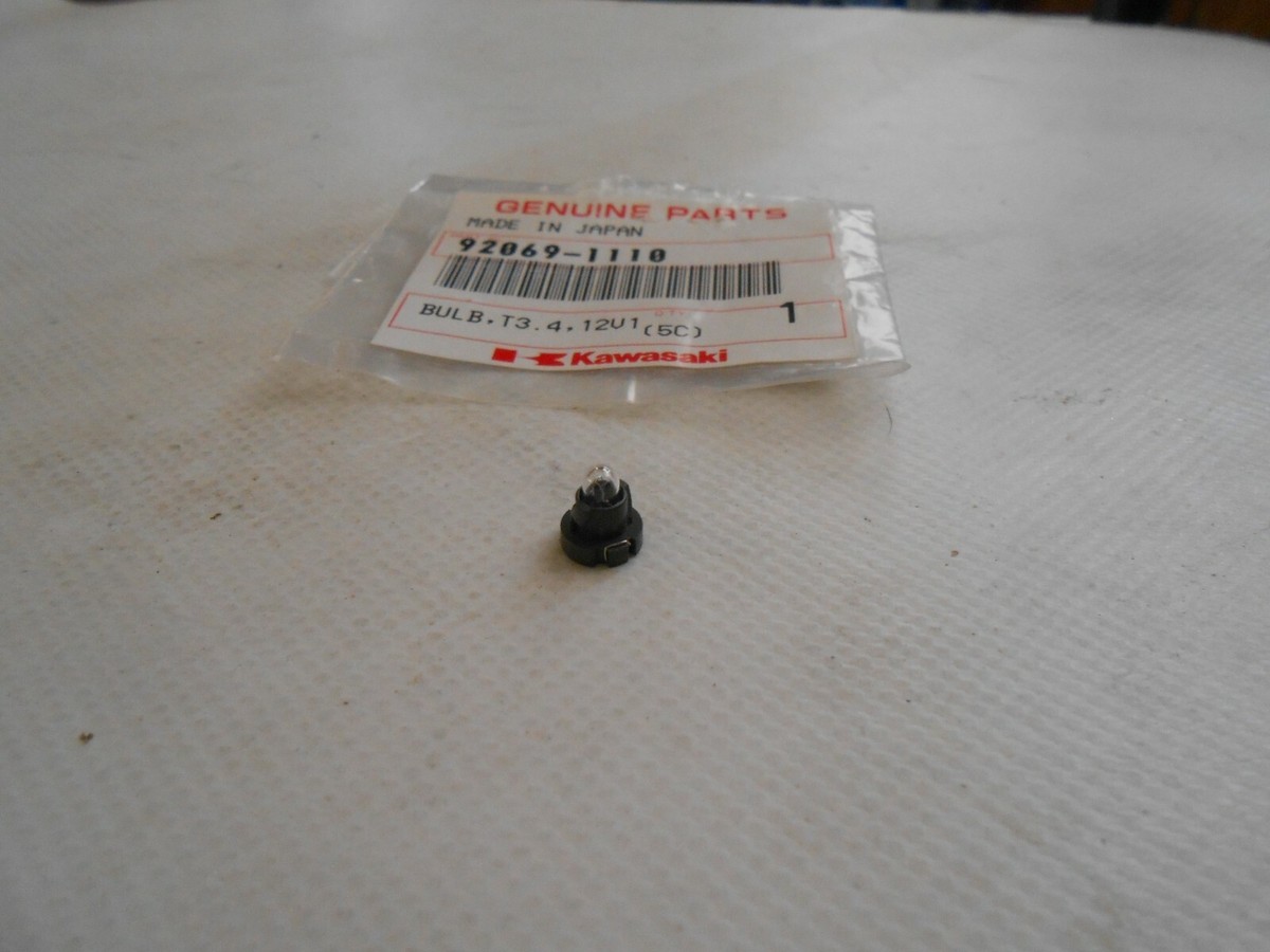 1 NEW OEM Kawasaki EX650 VN1600 ZX6 ZX9 ZX12 T3.4 12V1 1W 1 NEW OEM Kawasaki EX650 VN1600 ZX6 ZX9 ZX12 T3.4 12V1 1W