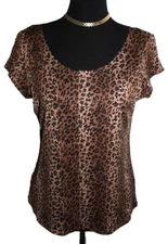 NOTATIONS Animal Print Fluid Stretch Top Scoop Neck Sz M Cap Sleeve Blouse Shirt