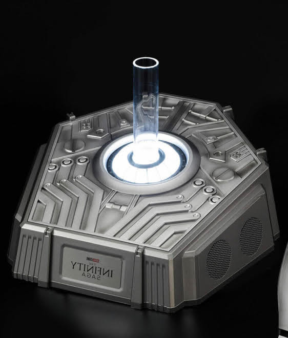 Killerbody Ironman Helmet + B/Tooth + Stand. Voice And Remote control Licensed