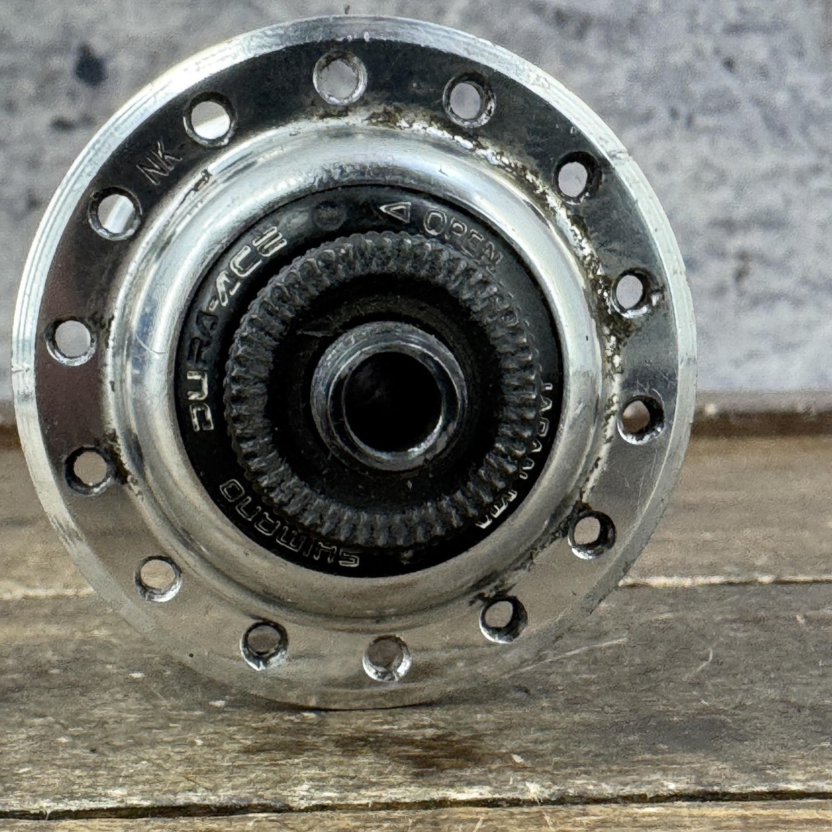 Vintage Shimano Dura-Ace Front Hub 28H Rim Brake QR Silver Japan