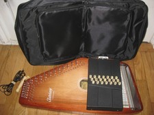 Oscar Schmidt Autoharp 21 Chord OS21CE with Pickup USA Case READY TO PLAY