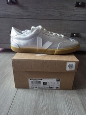 Veja Womens VOLLEY LEATHER Silver Sneaker US ...