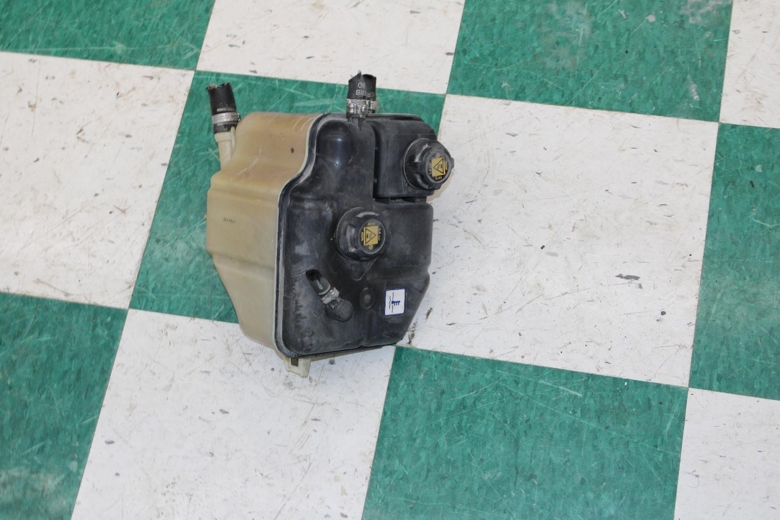 14-19 GHIBLI 3.0L Engine Coolant Reservoir Overflow Expansion Tank OEM Factory