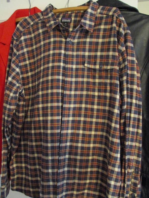 Patagonia Mens XXL Fjord Flannel Shirt Organic Cotton Plaid Netflix Logo