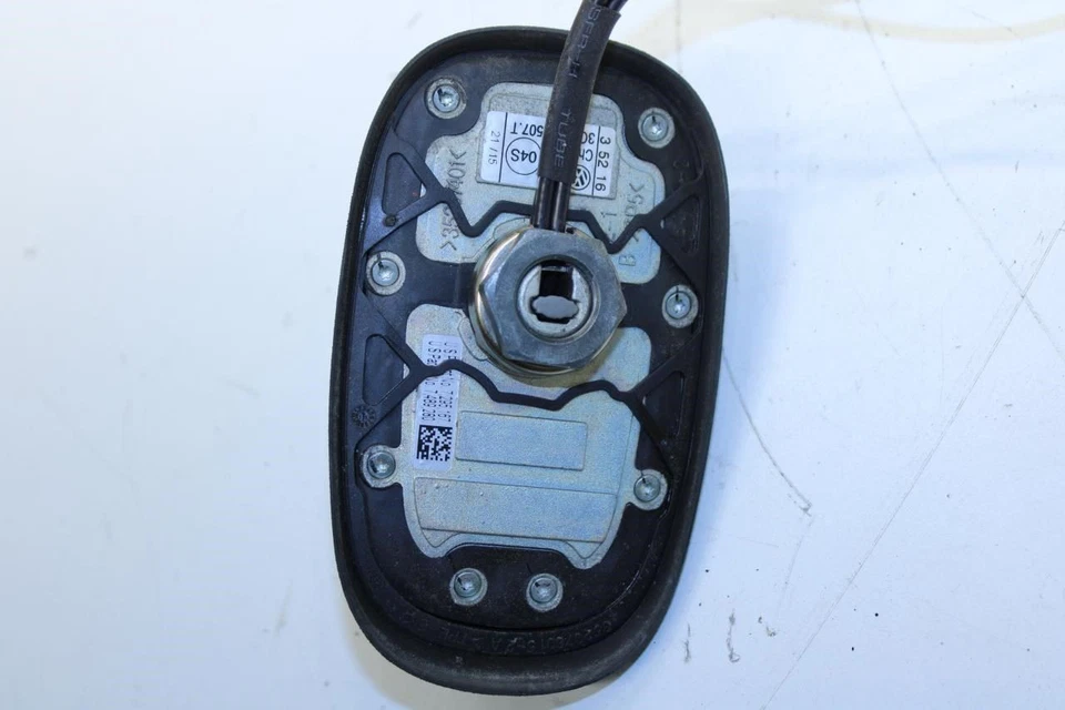 Antena exterior de aleta de tiburón para techo Volkswagen Jetta Sport 2016-2017 3C0-035-507-T Foto 4 de 4