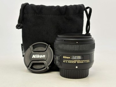 Nikon AF-S Nikkor 50mm f1.8G Prime Lens w/ Caps Filter Pouch Used