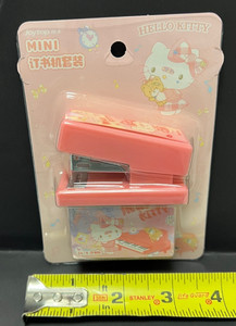 Sanrio Hello Kitty Joytop Pink Mini Stapler w/ Box of Refills - New in Package
