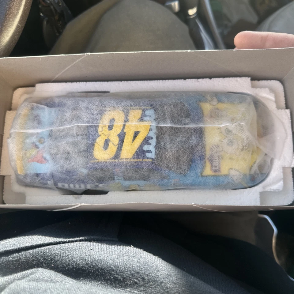 2004 Jimmie Johnson #48 SpongeBob SquarePants Chevy Monte Carlo 1/24 Diecast - Image 4 of 4