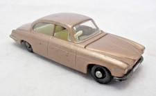 Matchbox Lesney 1-75 No. 28 Jaguar MK 10 Sedan Brown Metallic England Vtg
