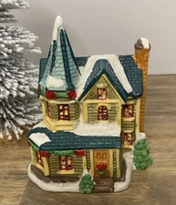 2002 Cobblestone Corners Village VICTORIAN HOUSE Christmas Ceramic