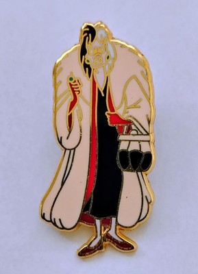 Disney Parks Authentic Trading Pin Cruella De Vil  101 Dalmatians 2003 Villains 