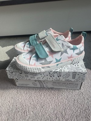 Sneaker Gr. 29 von Clarks