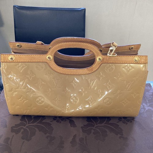 Louis Vuitton Beige Vernis Handbag - Foto 2 di 8