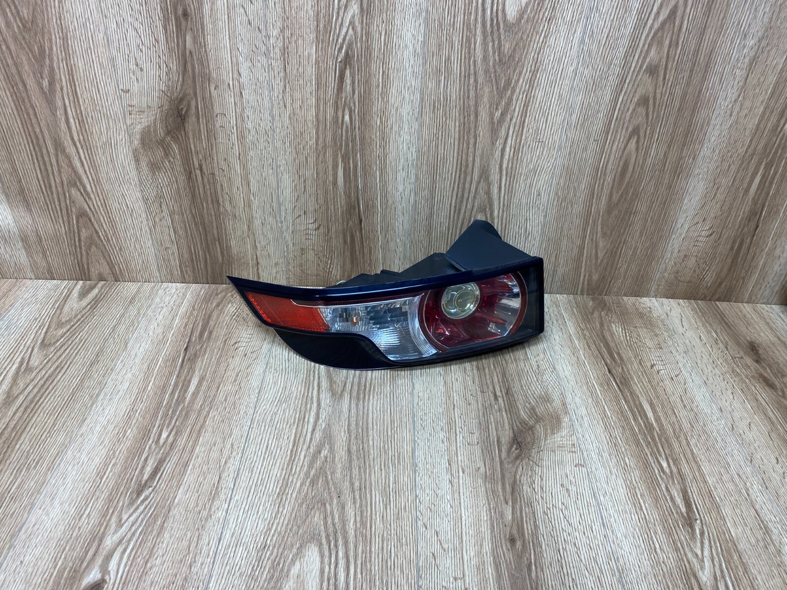 RANGE ROVER EVOQUE REAR LEFT DRIVER SIDE TAILLIGHT TAILLAMP OEM 2012_2015