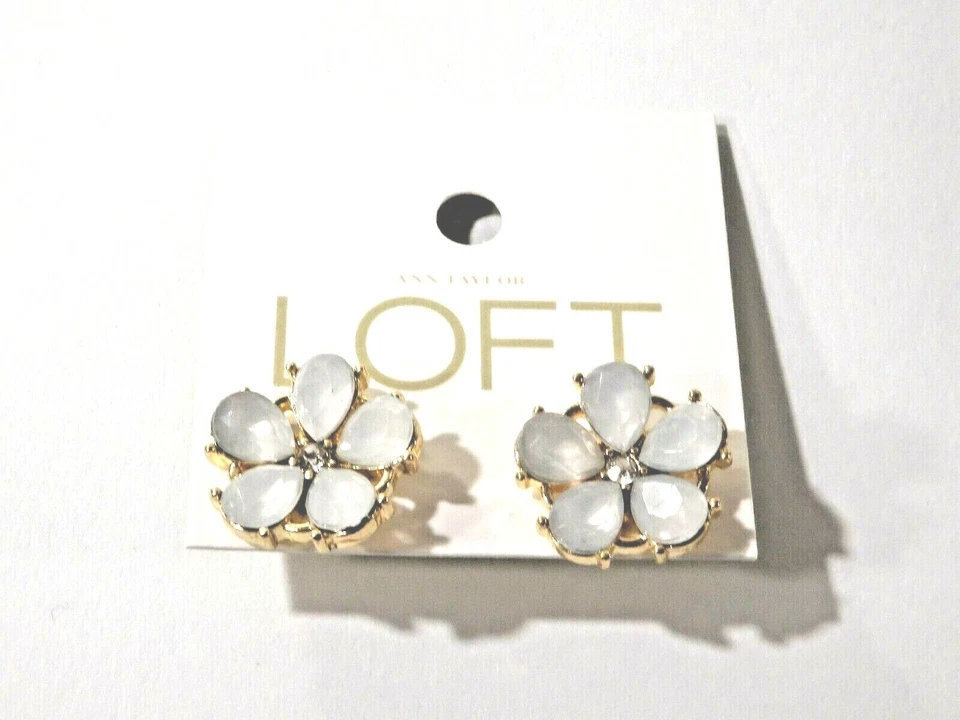 Aretes para mujer Ann Taylor oro cristal ópalo flor margarita nuevos con etiquetas 29,50 Foto 2 de 4