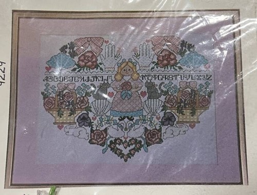 Design Works gezähltes Kreuzstich-Set VICTORIAN HEART neu in versiegelter Verpackung - Bild 1 von 3