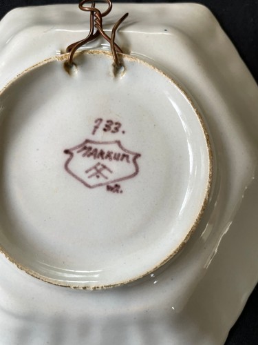 Antique WALL PLATE TICHELAAR MAKKUM BEAUTIFUL DECORATED . Marked back - Picture 7 of 7