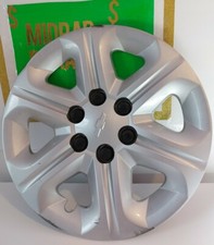 2008 Chevrolet Traverse 17 Hubcap Wheel Cover. Oem. Used. Silver. 9597564