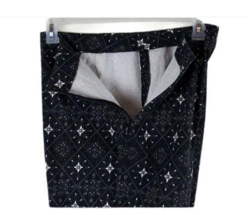 David Brooks Capris Pants Womens Tag Size 10 Black White Flat Zip - Picture 3 of 12
