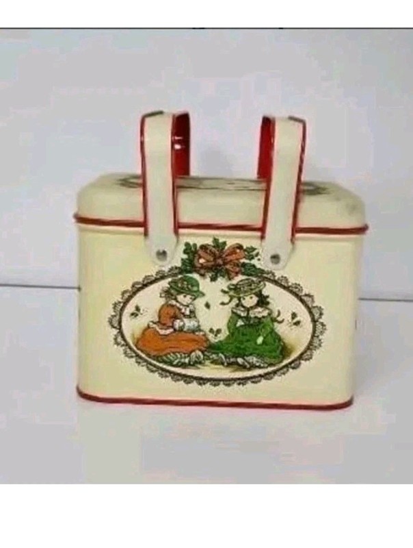 Vintage Picnic Basket Style Tin
