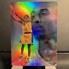 1997-98 Flair Showcase - Kobe Bryant #18 Row 3 Holo LA Lakers HOF NM