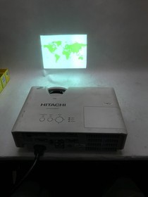 Hitachi CP-X2530WN 3LCD 2700 Lumens Projector Tested & Working XGA 1024 x 768 DW
