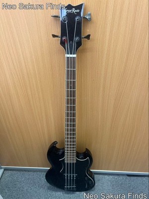 Grassroots Grass Roots E-Bass schwarz 4 Saiten SG Rock Style