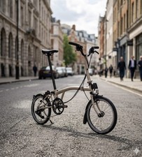 Brompton C Line Folding Bike 6-Speed Colour Dune Sand Handlebars Mid Bar