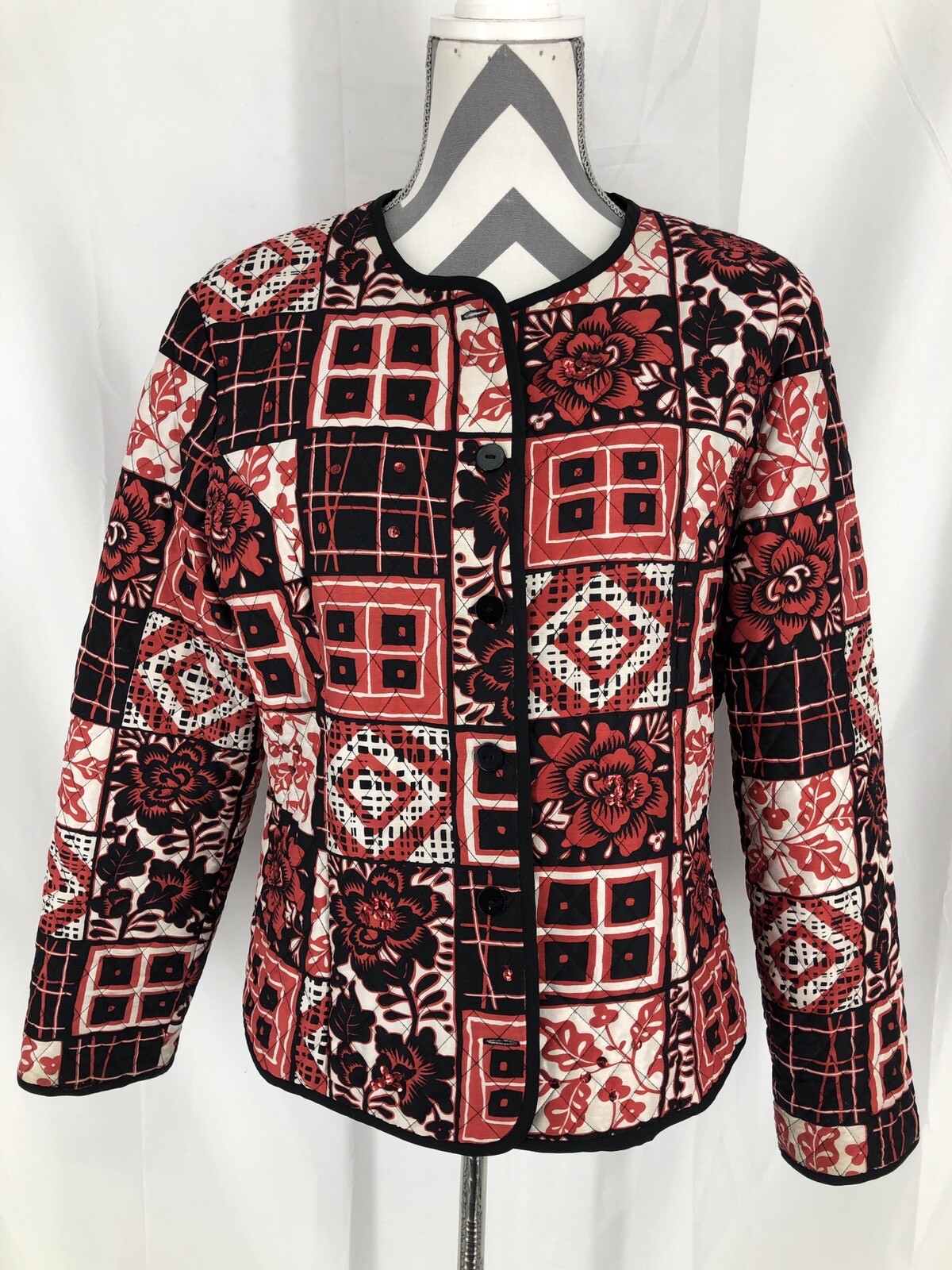 Silkland Red Patchwork Floral Sequin Button Up Qu… - image 2