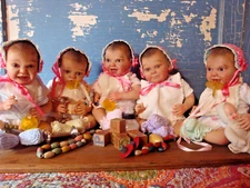 Reborn 1930's/Adorable Replica Dionne Quint (babies)