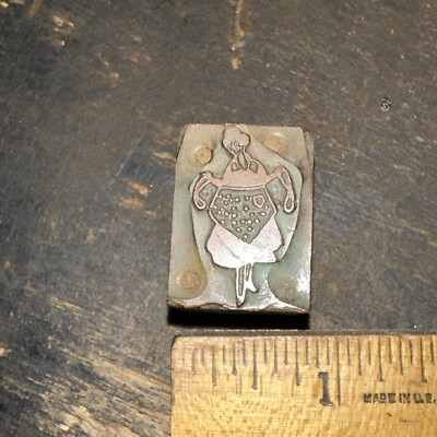 Printing Block   Woman Lacing up Apron   Copper Face, Nice Details!