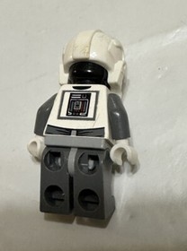 Lego Star Wars Minifigures Imperial AT-AT Driver 8084 8129 SEE PHOTOS! Nice!