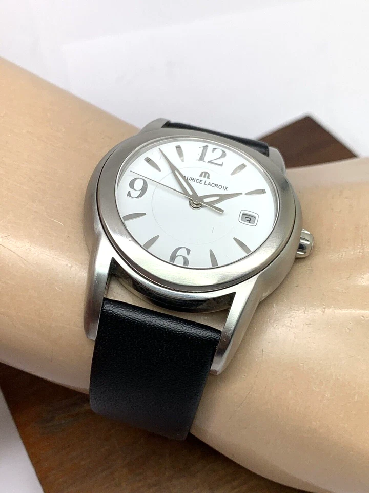 Reloj para hombre Maurice Lacroix SH1018 cuarzo suizo esfera blanca correa de cuero negro Foto 4 de 4