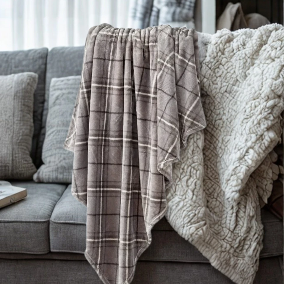 Charter Club Cozy Plush Throw Blanket Gray White Plaid 50x70 Soft Polyester Wrap - Image 2 of 4