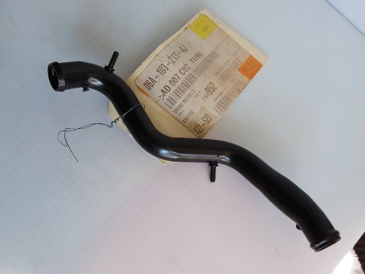 AYA213 For VW Volkswagen Golf Jetta Audi TT 1.8L Crankcase Breather Hose