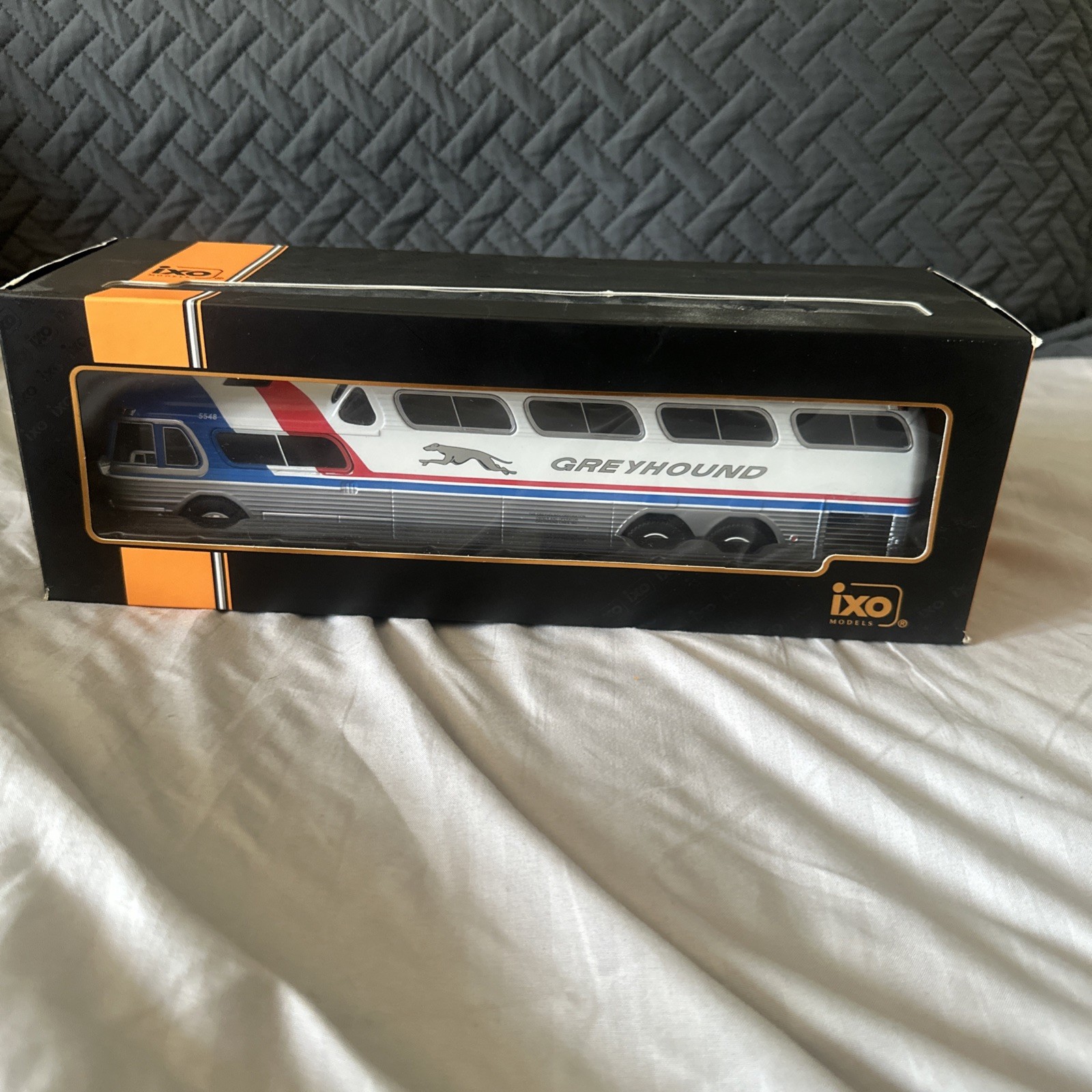 IXO Models Gmc Scenicruiser Autobus Greyhound 1956 1:43 BUS021