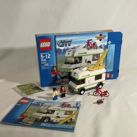 LEGO CITY Camper (7639) 165pcs, Box, Minifigures, Modular Build, 2009