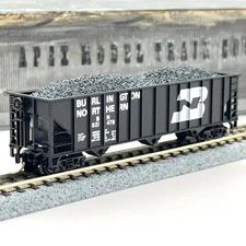 Atlas N Scale 3280 Burlington Northern 3 Bay 90 Ton Hopper with Coal Load 521476