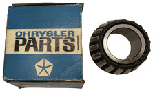 New Old Stock Front Drive Pinion Bearing For 7 Rear End 196071 Models 2070316 New Old Stock Front Drive Pinion Bearing For 7 Rear End 196071 Models 2070316