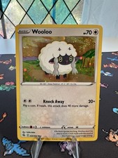 Carta Pokemon Wooloo #222 Cosmos Holo Bleed Fusion Strike 2021 222/264 spedizione gratuita