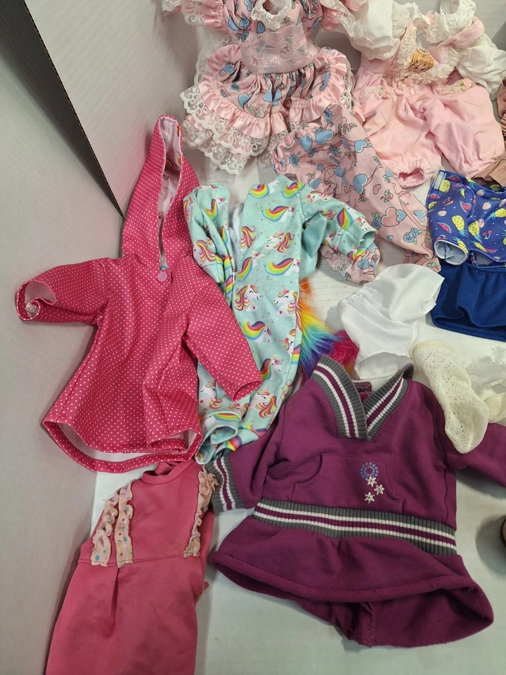 Lote de Cloting para Muñecas Aprox 30 Piezas Se Adapta a 15 a 18 In Muñeca, Vestidos, Zapatos Y Más Foto 2 de 4