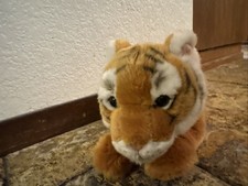 Tiger Plushie Fao Schwartz Toys Stuffed Animal in Great Condition