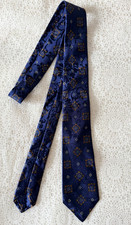 Kiton Napoli 100 Silk Tie Blue Medallion Jacquard Made Italy NWOT 152cm