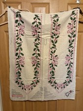 Daisy Kingdom Holly PEPPERMINT Table Runner Fabric Panel.