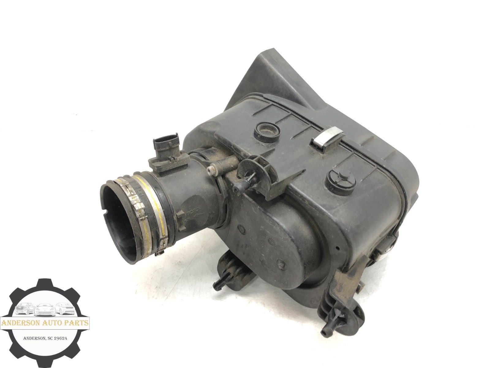 2014-2020 MASERATI QUATTROPORTE 3.0L LEFT DRIVER AIR CLEANER FILTER HOUSING OEM